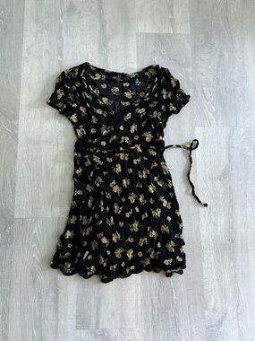 Forever 21 Black Floral Wrap Dress